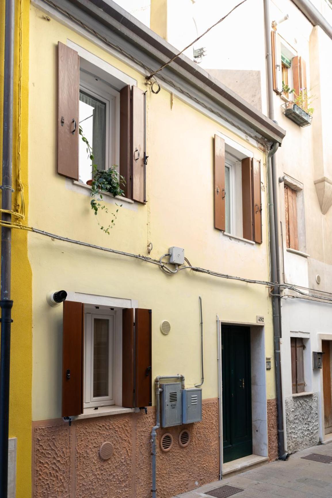 Sweet Apartment